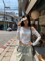 Item Span off shoulder long sleeve tee
