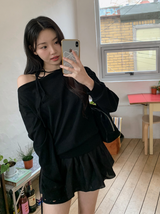 #One Shoulder Ribbon Loose Fit Sweat Shirt (4color)