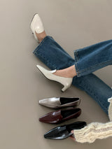Stiletto middle pumps