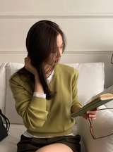Knits Classic V-Neck Knit / 10 colors