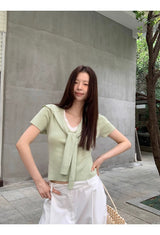 グリーンレイヤードVネックショートスリーブニットTシャツ