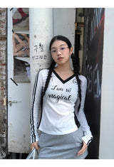 V-neck sporty black line long-sleeved shirt