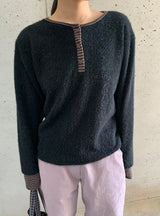 Hom ヘアリーボタン カラーマッチングニットTシャツ