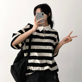 エターナルバッジボタンカラーショートスリーブTシャツ