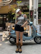 しわサイドリベットショーツ