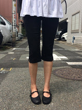 Insu Pocket Slit Cotton Capri Pants