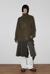 DIAGONAL HIGH-NECK ZIP-UP