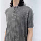 Linear Vintage Silhouette Short-sleeve