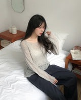Bubble Punching Boat Neck Loose Fit Knit