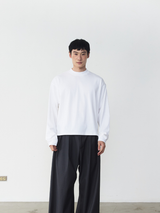 RB7 クロップド ボックス ロングスリーブ Tシャツ