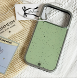 Crumb 02 – Green Tea Case (MagSafe)