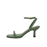Cla strap sandal