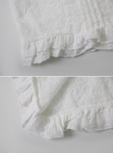 #Flower Embroidery Crop Short Sleeve Blouse (2color)