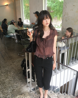 Frill shirring blouse