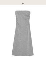 plumpy on sagging lace maxi sk