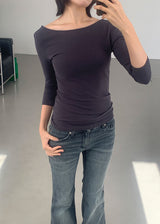 TENSION BACKLESS SLEEVE TEE