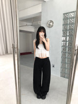 ブラックローライズワイドデニムパンツ (one color)