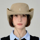 VA Stud Safari Bucket Hat  / Beige