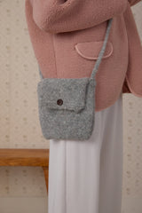 WARMY KNIT CROSS BAG