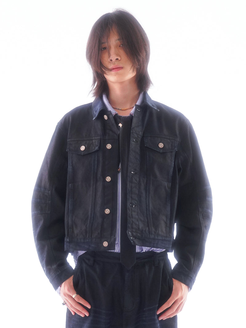 COATED KNIFE-SCRAPED HAND-WIPED DISTRESSED DENIM JACKET