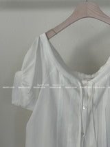 Haku Off-Shoulder Short-Sleeved Blouse
