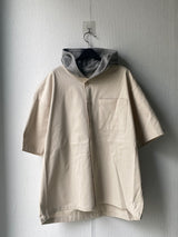 Matching color hooded short sleeved shirt 4C