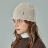 VA Curved Oval Metal Roll-Up Beanie / Oatmeal
