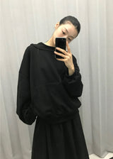 クロップタートルフーディー