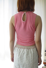 Hollow-outted floral skirt at the waist