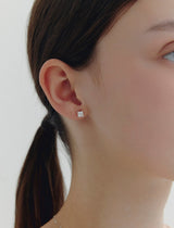 26SS★ Essence 14K (Y) Lab-worn Diamond Princess Piercing 0.5CT