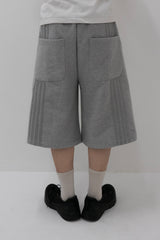 One-tuck Bermuda Pants Gray