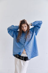 SHIRRING BLEACHED DENIM SHIRT