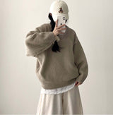 Disco Pop Duc Thick Sleeve Punching V-Neck Knit