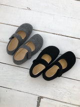 Round fur mary-jane shoes