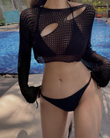 Built three-piece bikini set