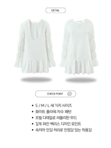 バックレスホワイトエンブロイダードフリルロングスリーブドレス