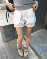 Button pumkin shorts
