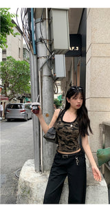 カーモレトロUネックノースリーブTシャツ