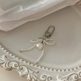 【ハンドメイド】パールリボンキーホルダー