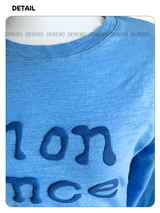 ブルーレタリングラウンドロングスリーブTシャツ