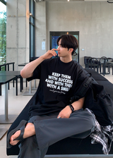 ナンバーキプデニムレタリングベーシックオーバーフィット半袖Tシャツ