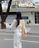 レセリットブラウス