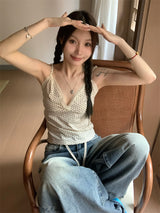 Mini heart V-neck sleeveless tee