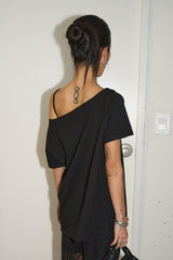 520 Off-Shoulder T-shirt (Black)