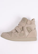 HIGH SNEAKERS