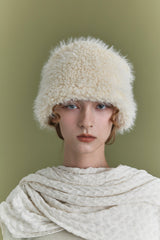 MEATEL HAT IN CREAM WING