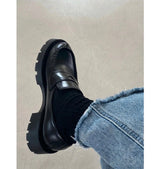ラウンドプラットフォームローファー (BLACK)