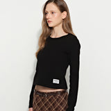 Essential Round-Neck Black