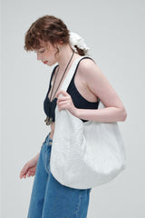 MADE_Big Curve Stitch Tote Bag / Plain white