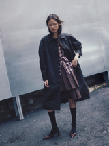 Curvy Line Mac Coat Black